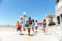 IGLOO KoolTunes Retro Cooler & Speaker -Decathlon k186668ecc31838776719393a7a79ea8e