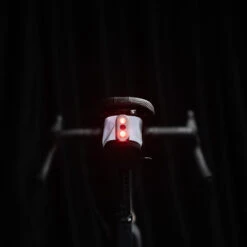 Decathlon Reflective Saddle Bag 0.6L Easy M 13 Decathlon Reflective Saddle Bag 0.6L Easy M -Decathlon k2cd1dc2c7357750e0bb9a931912bc830