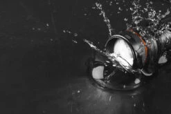 NEBO Newton 1000 Lumen Torch -Decathlon k6014c7faa60206743c07078897a6a65c