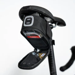 Riverside Saddle Bag Kit Easy M 0.6L + Multitool + 3 Tyre Lever 13 Riverside Saddle Bag Kit Easy M 0.6L + Multitool + 3 Tyre Lever -Decathlon k7c49af7492884960844ae4e1d4355c5c