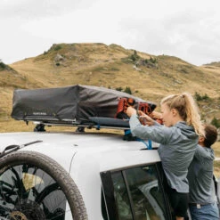 Quechua INFLATABLE ROOF TENT MH900 FRESH & BLACK 2 PERSON -Decathlon k8b61285b0f08a326abaefff045d25467