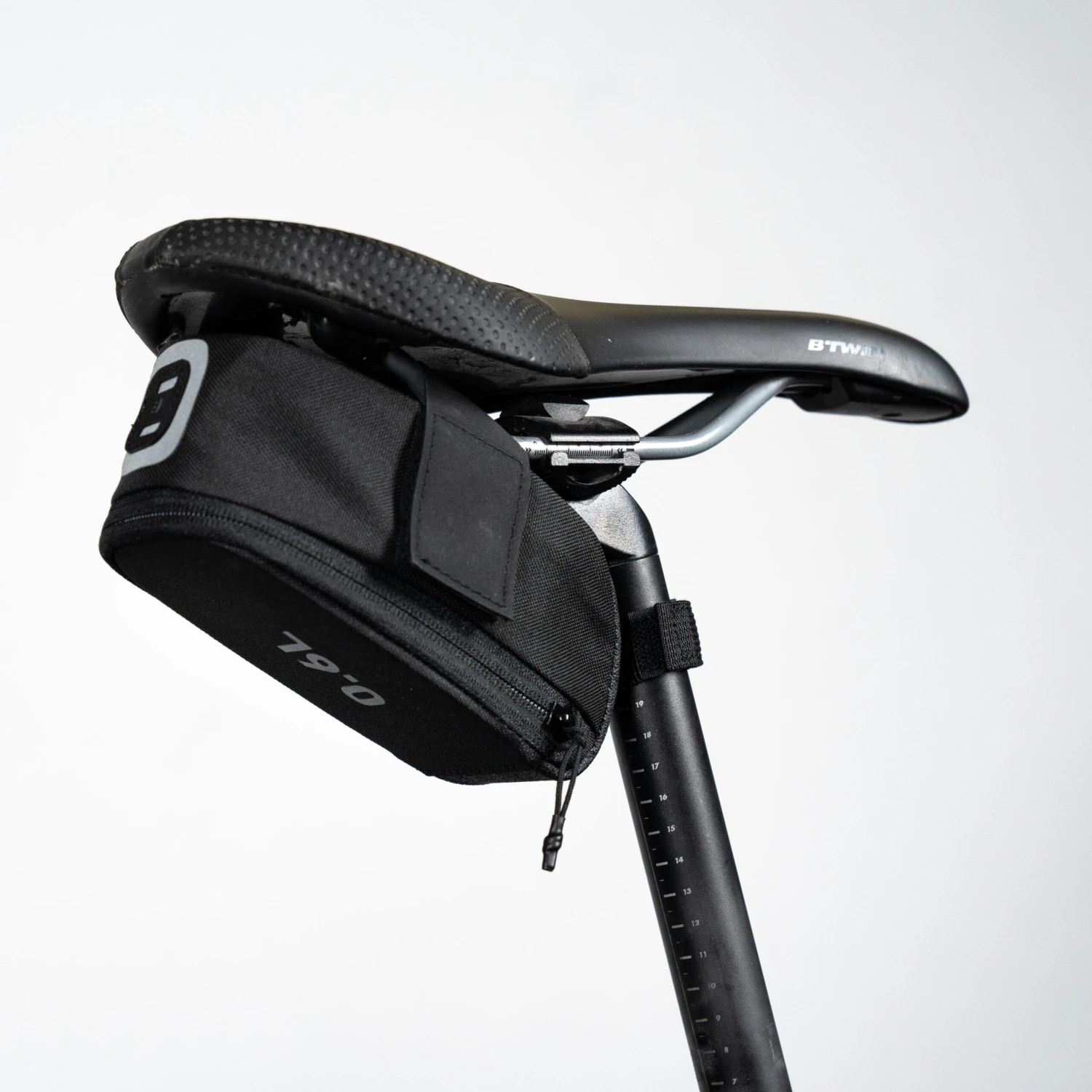 Riverside Saddle Bag Kit Easy M 0.6L + Multitool + 3 Tyre Lever 9 Riverside Saddle Bag Kit Easy M 0.6L + Multitool + 3 Tyre Lever - Image 7